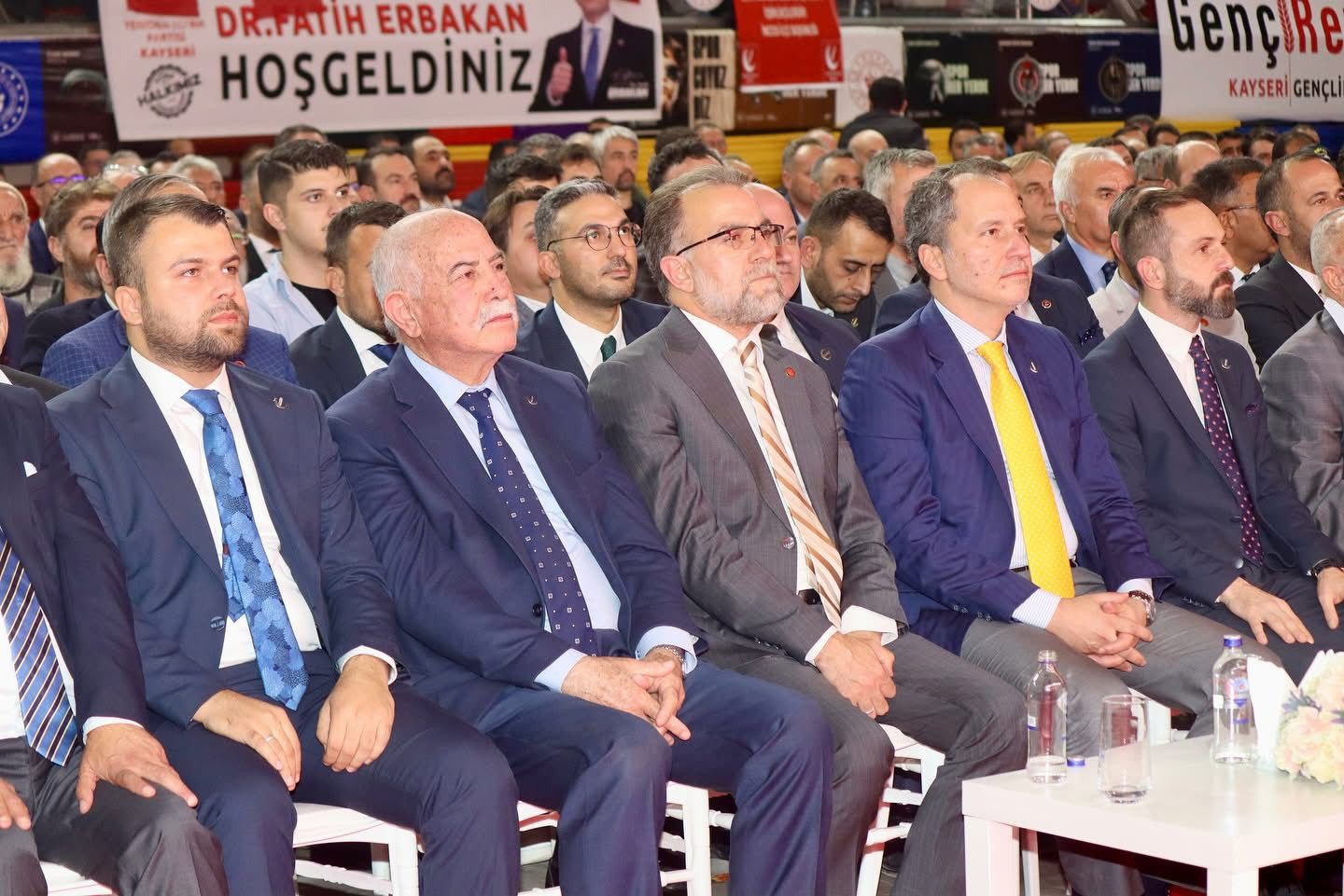 Yeniden Refah Partisi Kayseri'de Şahlanışı İlan Etti: "Ana Muhalefet Görevini Üstlendik"